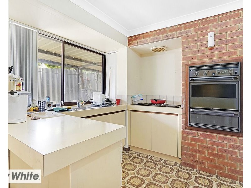 5b Raible Grove, Marangaroo WA 6064