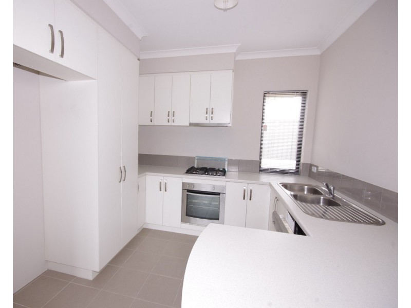 2/2 Quadea Way, Nollamara WA 6061