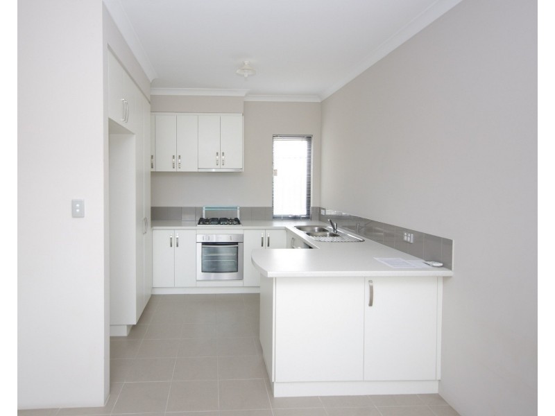 2/2 Quadea Way, Nollamara WA 6061
