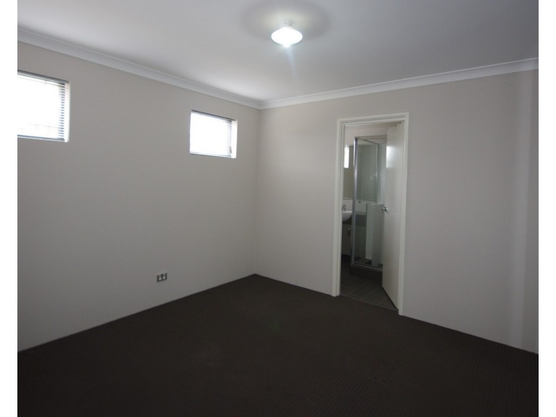 2/2 Quadea Way, Nollamara WA 6061