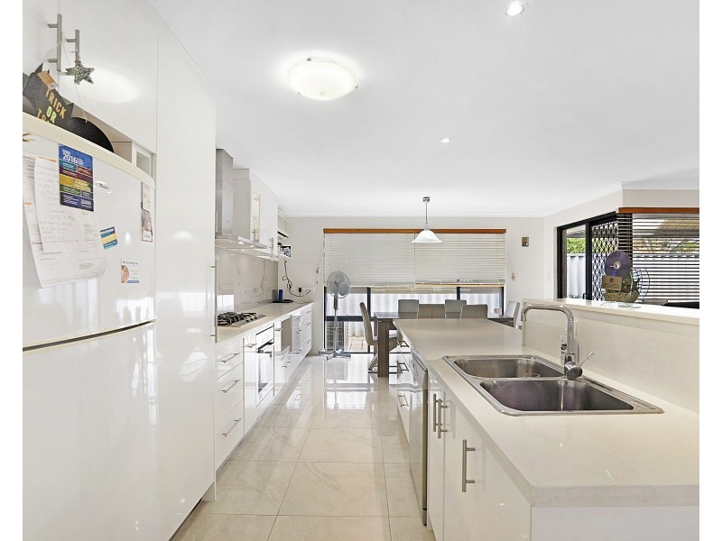 15 Lively Circle, Mirrabooka WA 6061