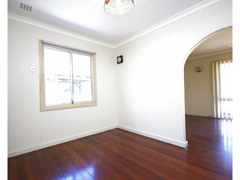 38 Connell Way, Girrawheen WA 6064