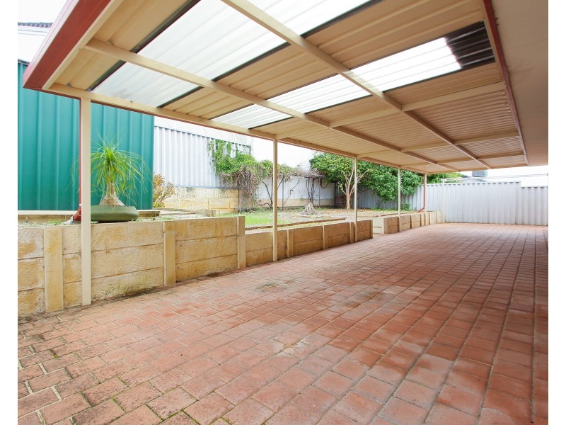 23 Dandenong Way, Alexander Heights WA 6064