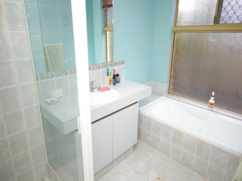 1 Carbla Court, Ballajura WA 6066