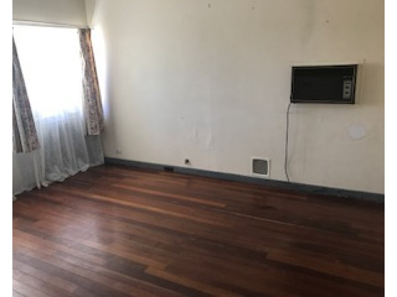 10 Warwick Place, Girrawheen WA 6064