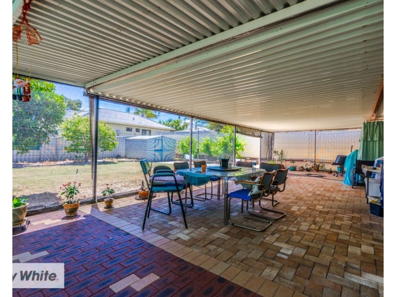 17 Teneriffe Place, Mirrabooka WA 6061