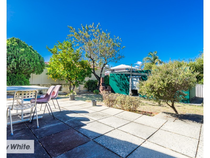 34 Walderton Avenue, Balga WA 6061