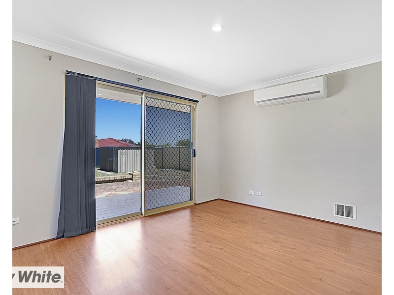 17 Salmongum Grove, Beechboro WA 6063