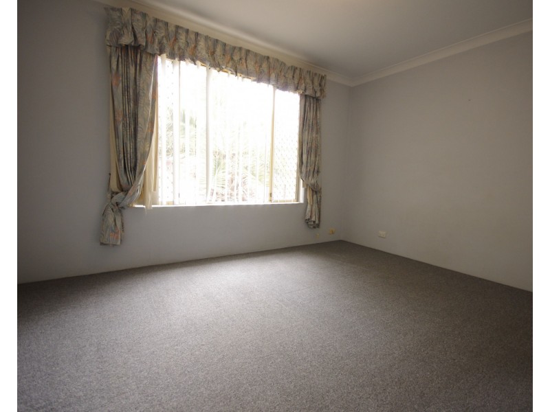 15 Rhine Crescent, Beechboro WA 6063