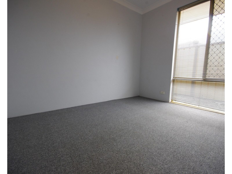 15 Rhine Crescent, Beechboro WA 6063