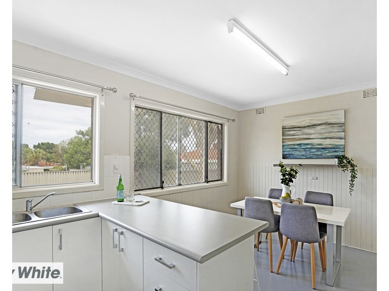 8 Shalford Way, Girrawheen WA 6064