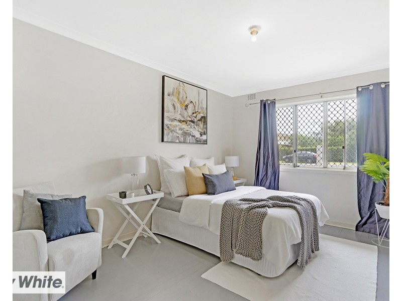 8 Shalford Way, Girrawheen WA 6064