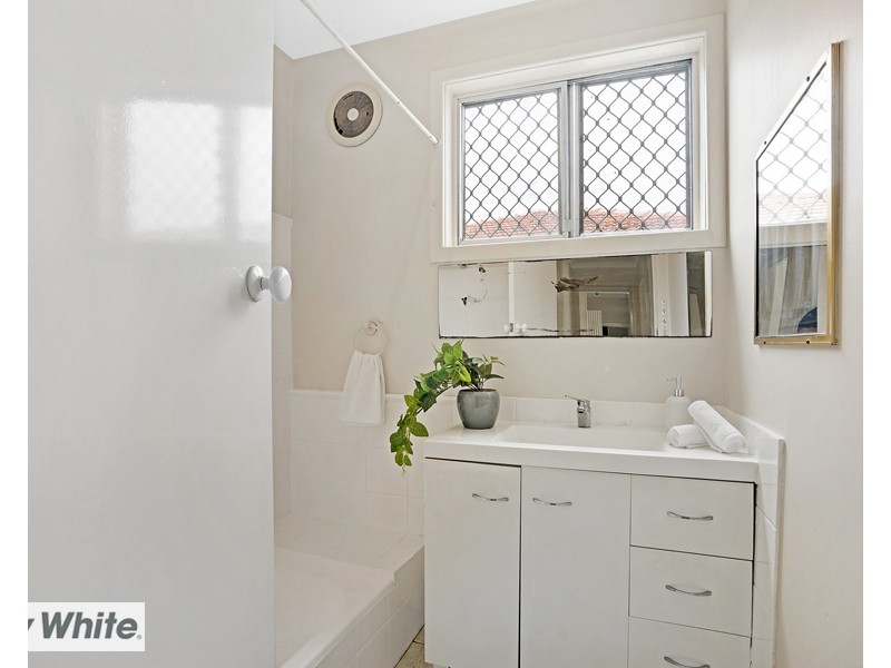 8 Shalford Way, Girrawheen WA 6064