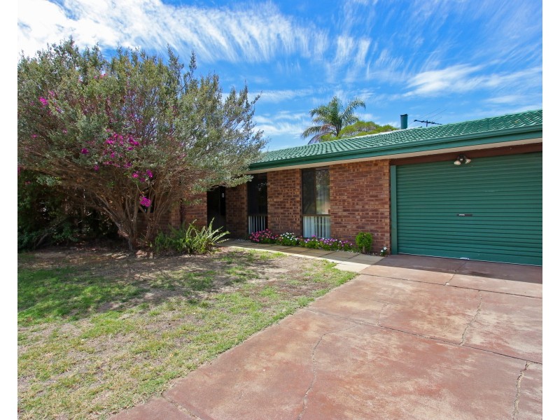 34 Gillam Way, Beechboro WA 6063
