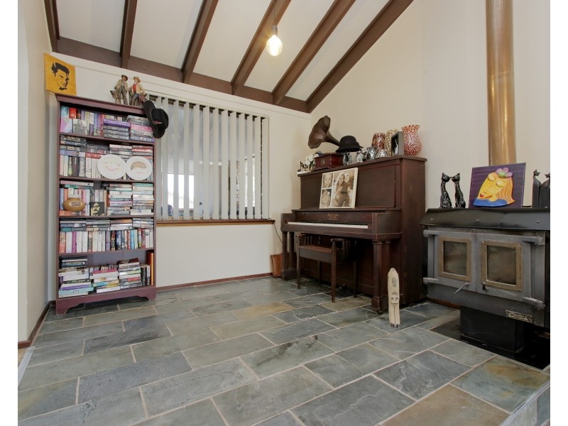 34 Gillam Way, Beechboro WA 6063