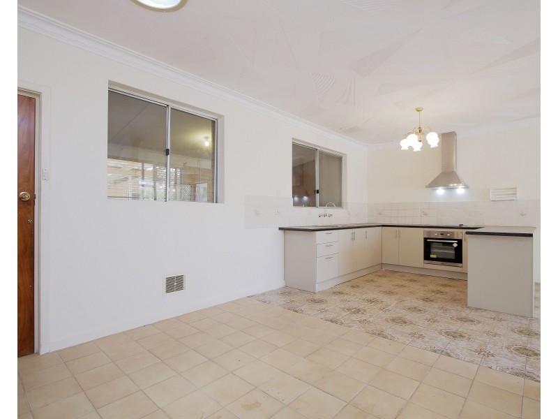 341 Abernethy Road, Cloverdale WA 6105