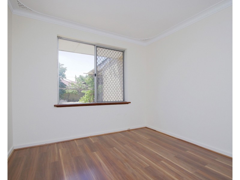 341 Abernethy Road, Cloverdale WA 6105