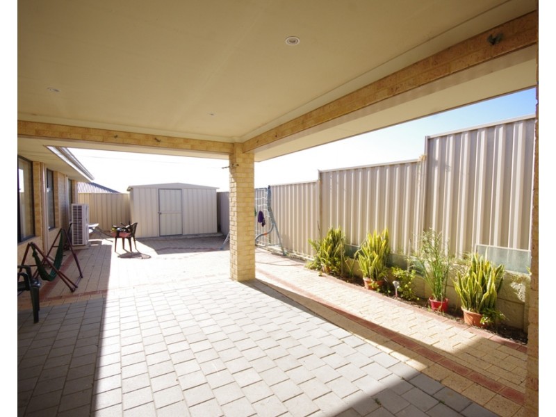 11 Rosemary Avenue, Darch WA 6065