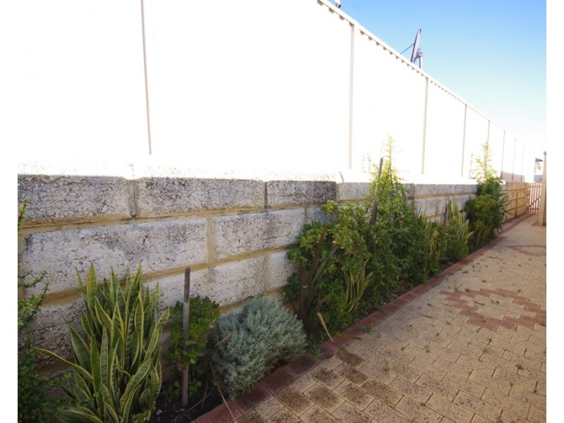 11 Rosemary Avenue, Darch WA 6065