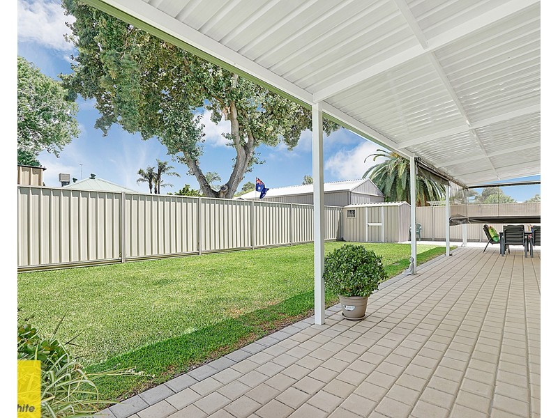 33a Scanlon Way, Lockridge WA 6054