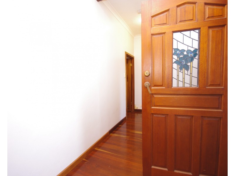 14 Adelphi Street, Bayswater WA 6053