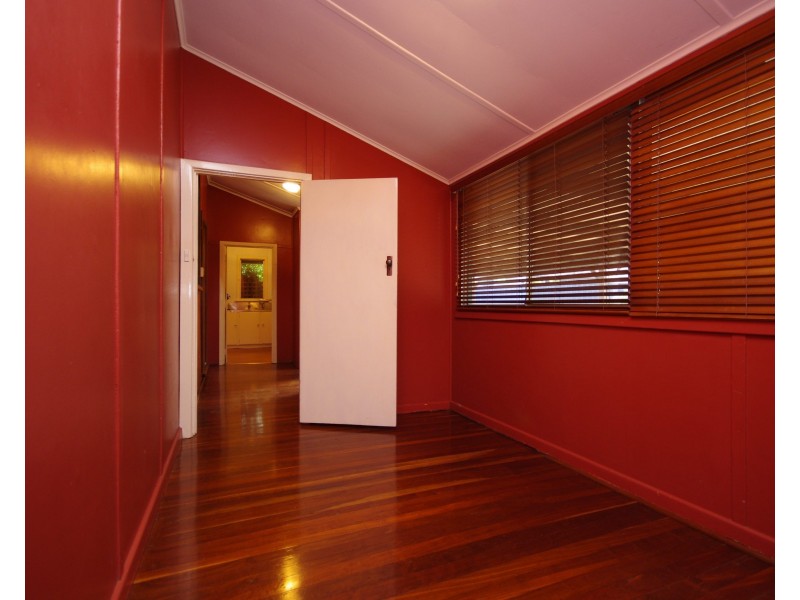 14 Adelphi Street, Bayswater WA 6053