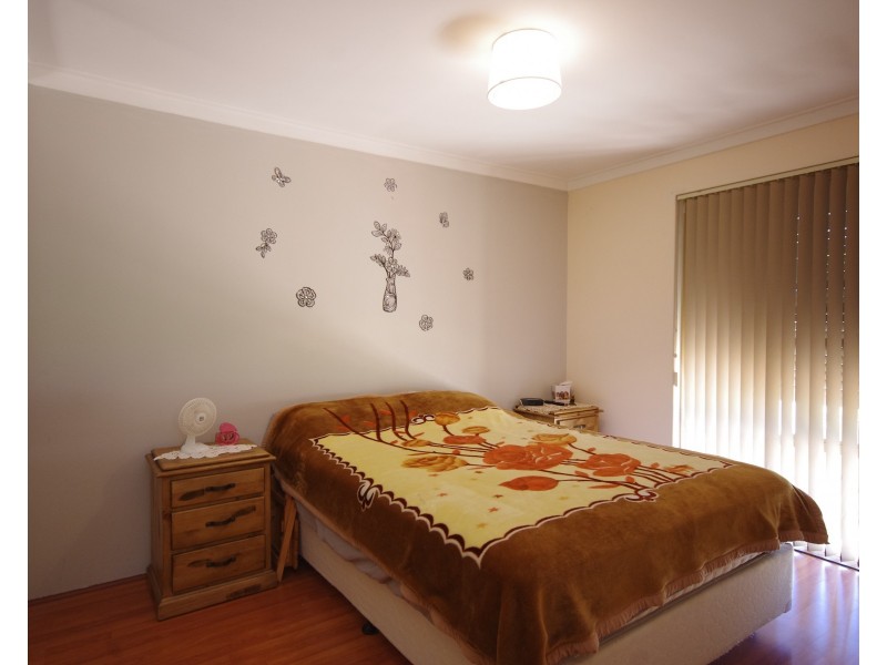 17 Farnesian Circle, Mirrabooka WA 6061