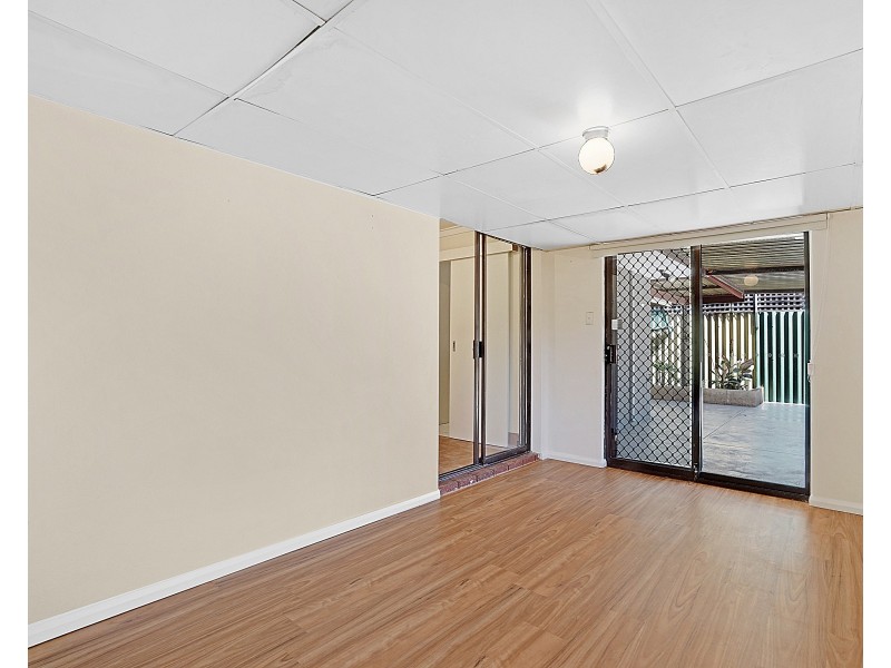 5 Pallens Grove, Mirrabooka WA 6061