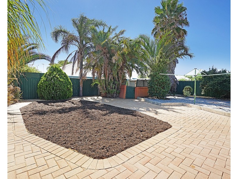 5 Pallens Grove, Mirrabooka WA 6061