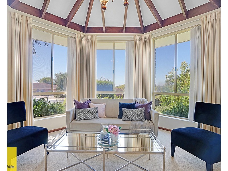 32 Towerhill Road, Alexander Heights WA 6064