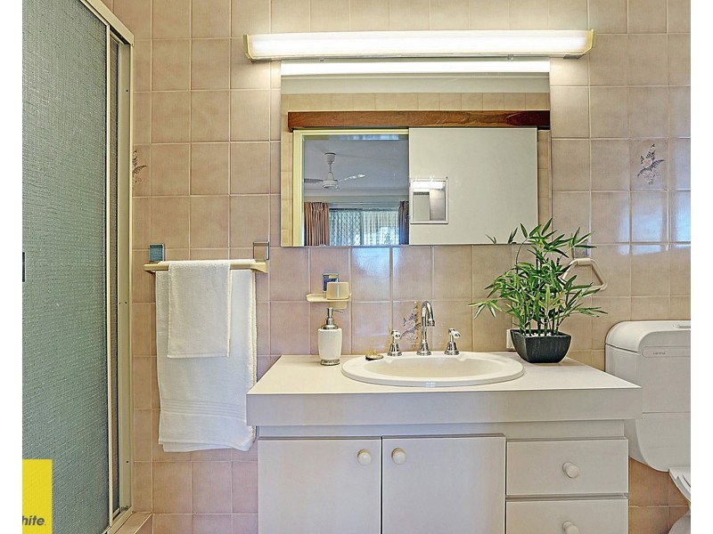 32 Towerhill Road, Alexander Heights WA 6064