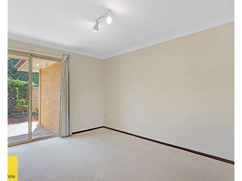 32 Towerhill Road, Alexander Heights WA 6064