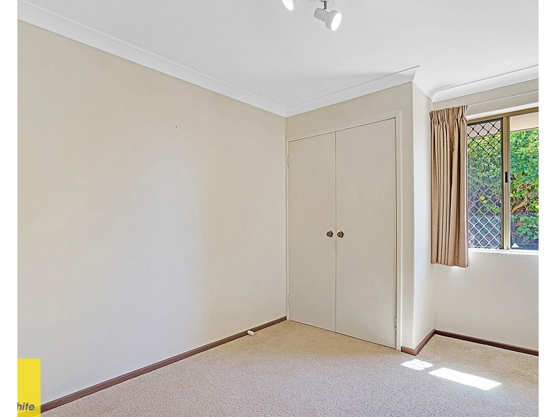 32 Towerhill Road, Alexander Heights WA 6064