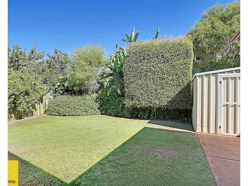 32 Towerhill Road, Alexander Heights WA 6064