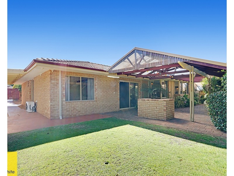 32 Towerhill Road, Alexander Heights WA 6064