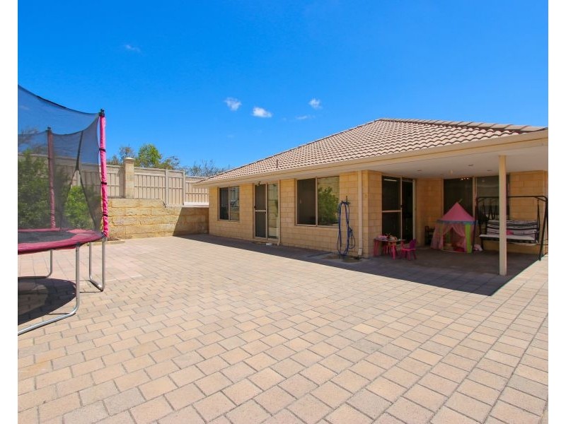 21 Cruiser Turn, Landsdale WA 6065