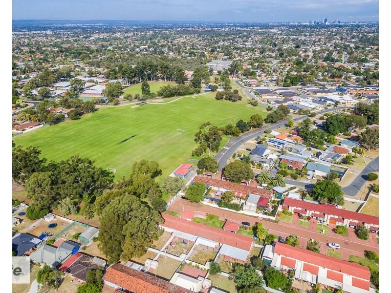 23/74 Amberton Avenue, Girrawheen WA 6064