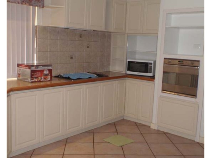 41 Adelphi Court, Marangaroo WA 6064