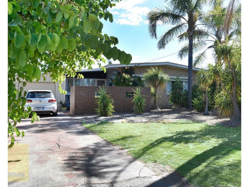 32 Ellerby Way, Koondoola WA 6064