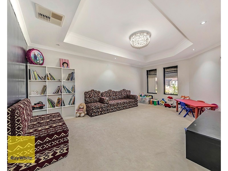 83 Fantail Crescent, Ellenbrook WA 6069