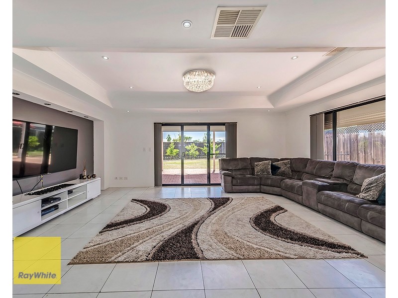 83 Fantail Crescent, Ellenbrook WA 6069