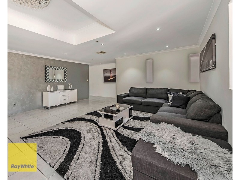83 Fantail Crescent, Ellenbrook WA 6069