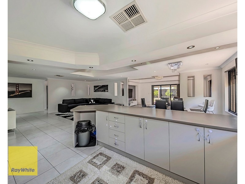 83 Fantail Crescent, Ellenbrook WA 6069