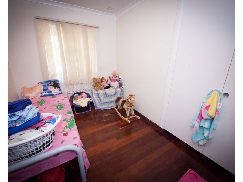 4 Pedler Place, Balga WA 6061