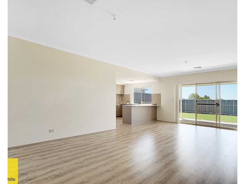 27 Casella Avenue, Landsdale WA 6065