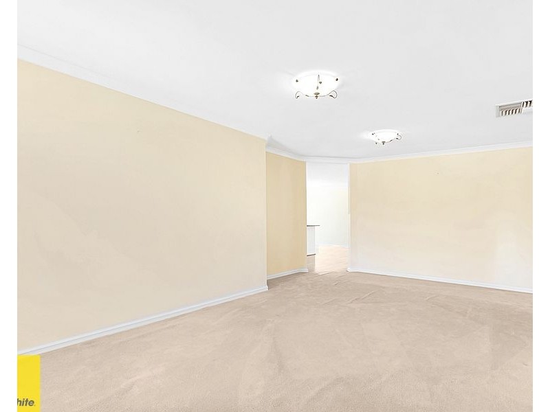 15 Edgbaston Drive, Madeley WA 6065