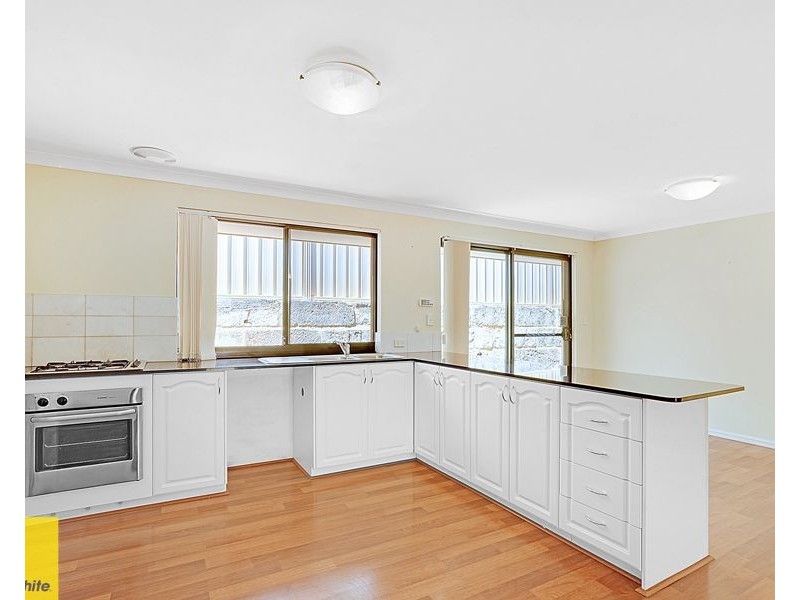 15 Edgbaston Drive, Madeley WA 6065