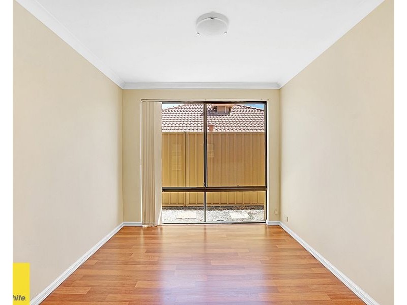 15 Edgbaston Drive, Madeley WA 6065