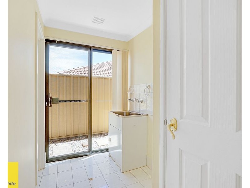 15 Edgbaston Drive, Madeley WA 6065