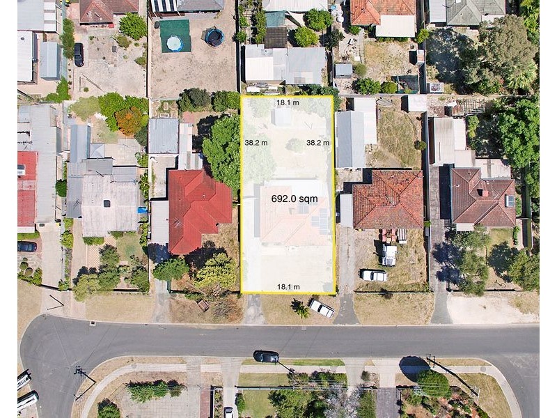 21 Pannell Way, Girrawheen WA 6064